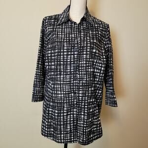 East 5th Woman 1X Black White Button Up V Neck Plaid 3/4 Sleeve Blouse Top